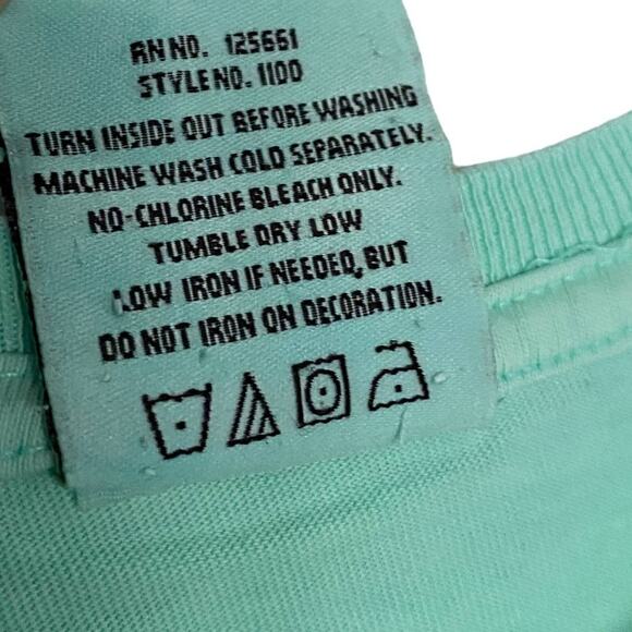 NWT Men's Size M Stay Salty ST. MAARTEN D.W.J. T-SHIRT Turtle Graphic Beachy - Picture 6 of 7